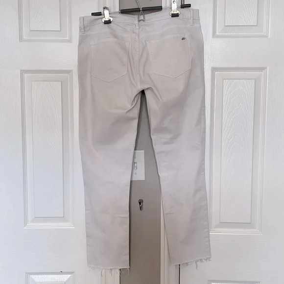 JUICY COUTURE White Low-Rise Denim Jeans, Size 30 - Picture 2 of 10